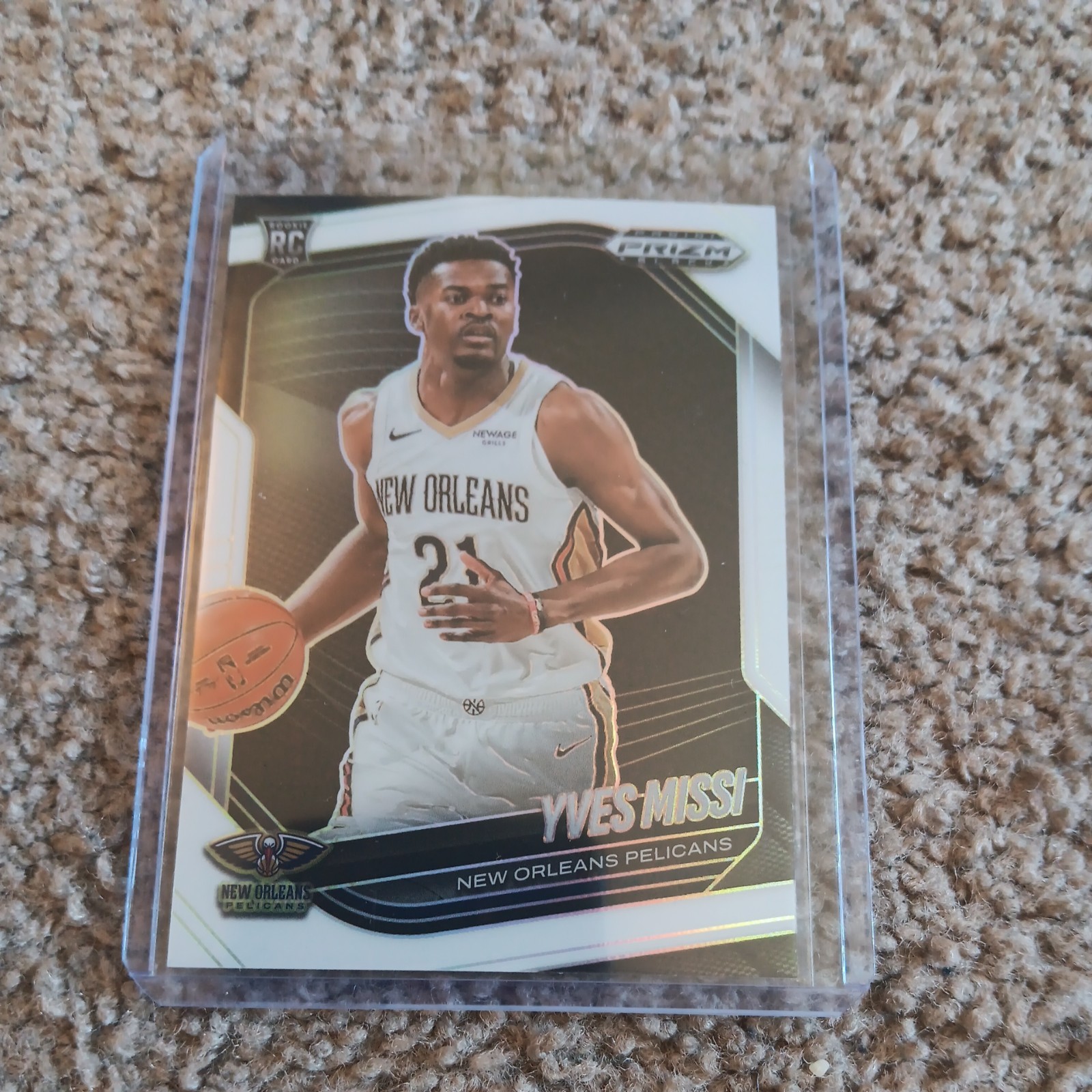 2024-25 Panini Prizm Black Yves Missi RC White Prizm 143/175 Pelicans Rookie #3