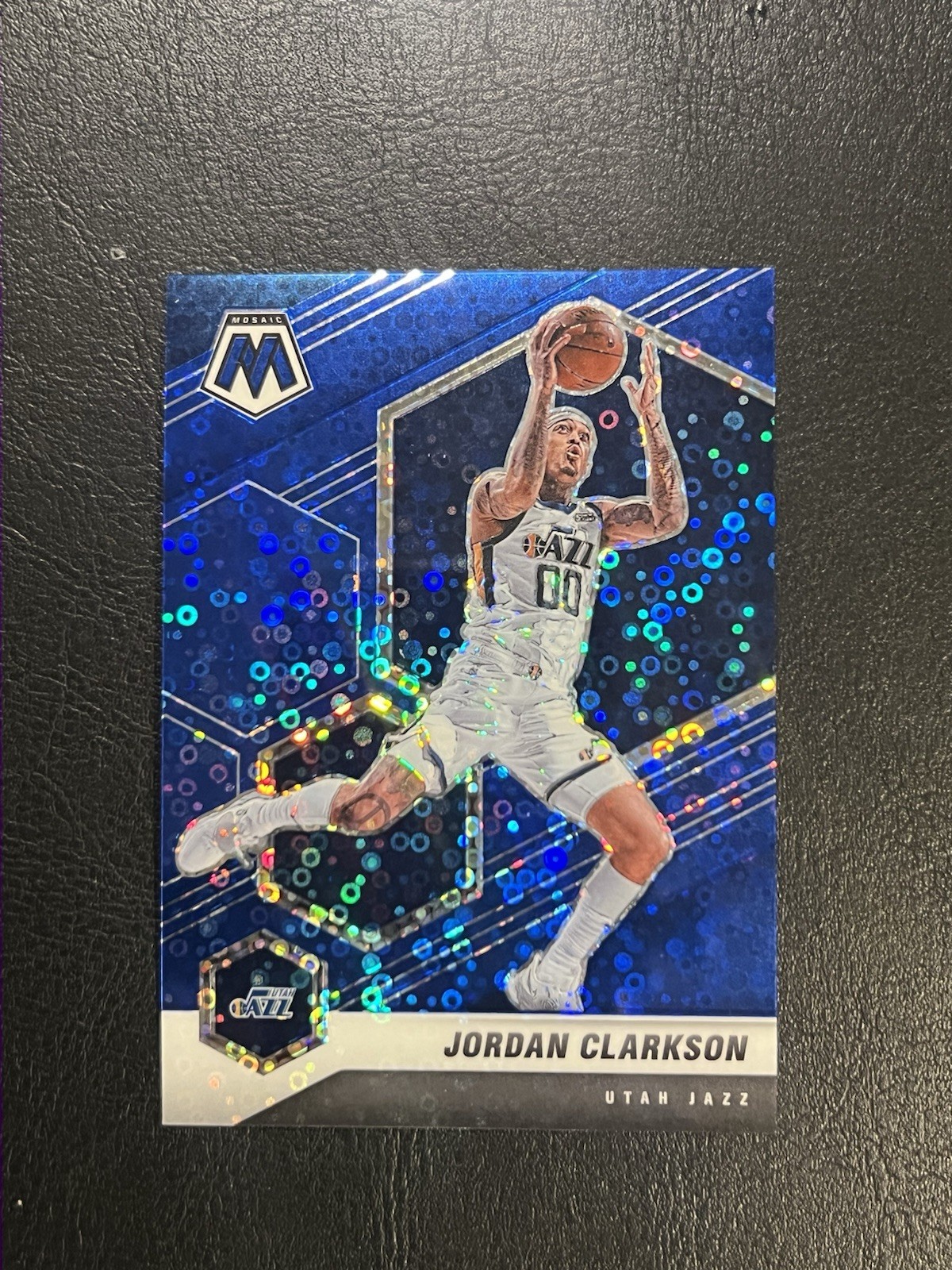 2020-21 Panini Mosaic Jordan Clarkson #2 Blue Fast Break Prizm  /85