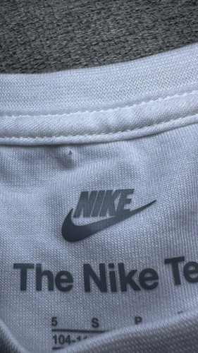 LITTLE KIDS NIKE SWOOSH PRINTED COTTON BLEND GRAPHI T-SHIRT SIZE 5 $25 WHITE - Picture 8 of 8