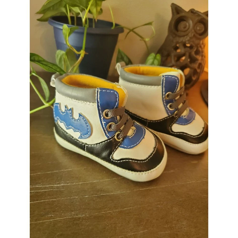 Zapatos Batman Infantil Foto 2 de 4