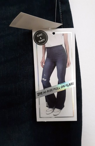 NWT Tinseltown Dark Wash Hi-Rise Pullon Flare Jeans with Stretch-3-5 - Picture 4 of 4