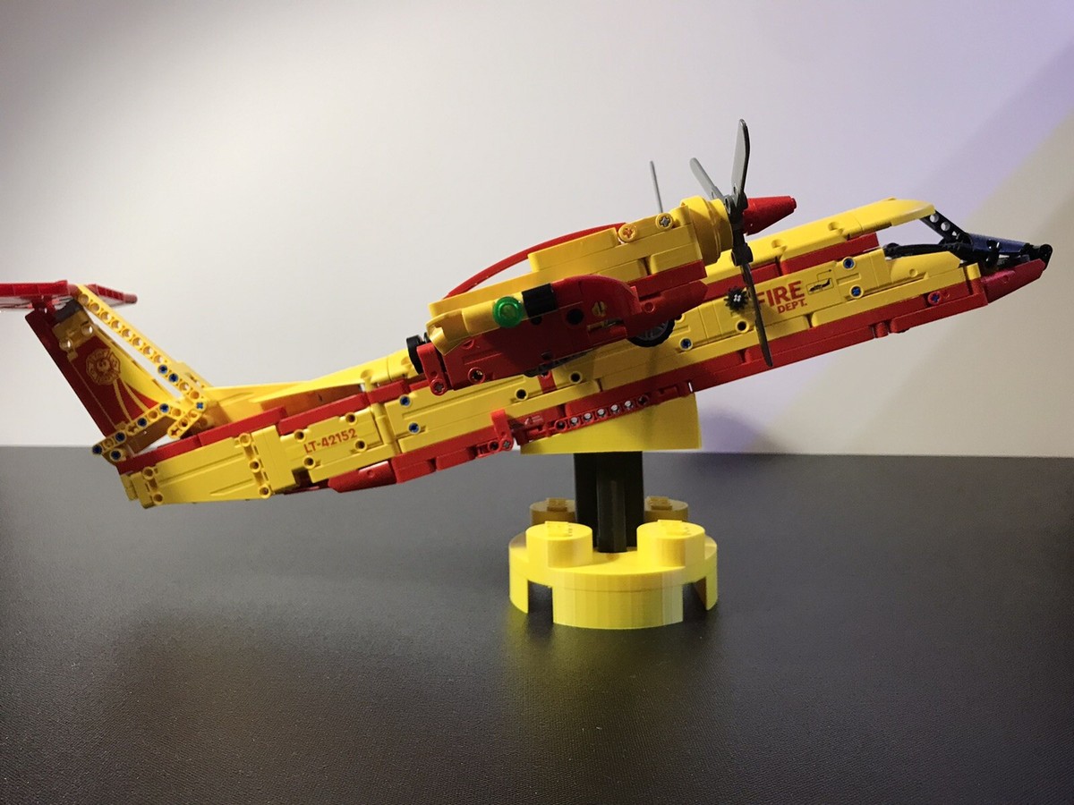 米海軍 イエロージャケッツ　チャレンジ Lego Technic Firefighter Aircraft 42152 Display Stand | eBay