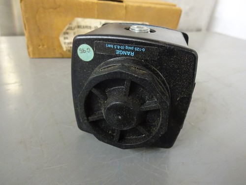 WILKERSON R28-04-F0G0 / R28 REGULATOR 0-125 PSIG MAX INLET 300 / NO GAUGE / NEW - Picture 6 of 7