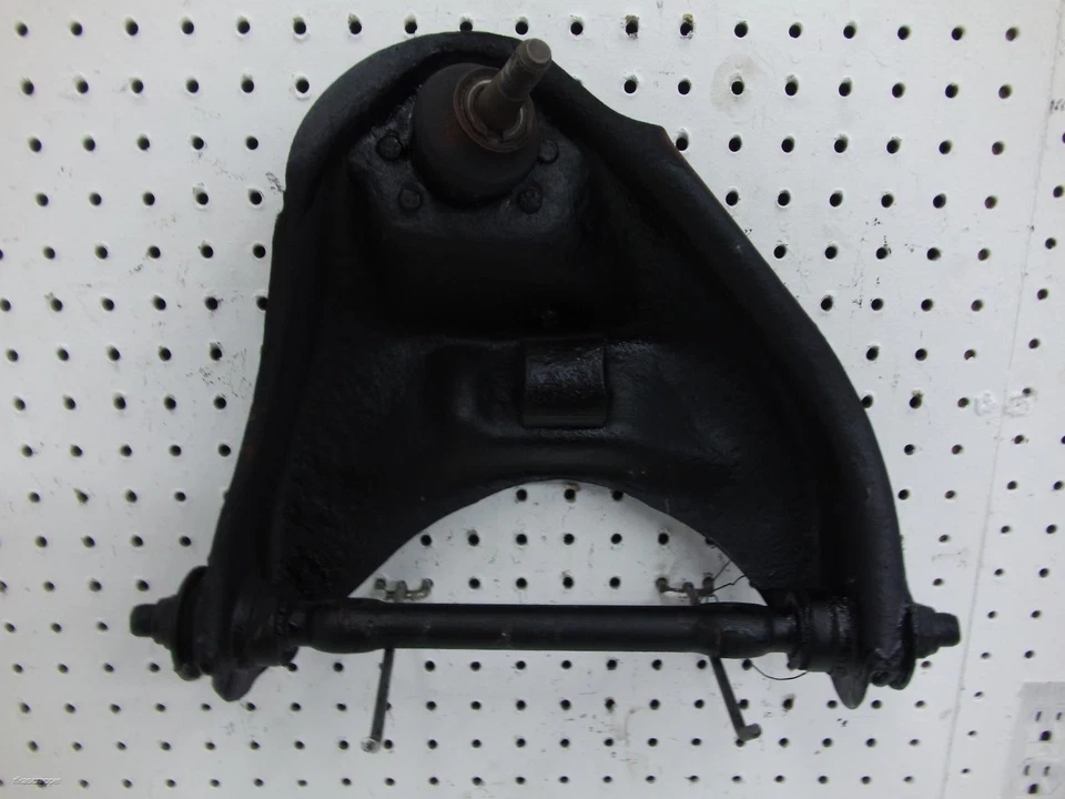 Brazo de control superior derecho lado pasajero Chevy S10 GMC S15 4x2 93 90 85 83 OEM Foto 2 de 2