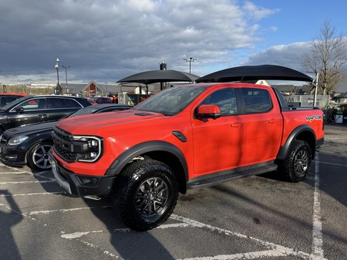 Ford Ranger Raptor. Signature Orange - Picture 2 of 6