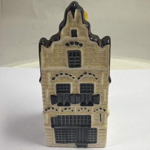 KLM Bols Blue Delft House #20 Empty Bottle