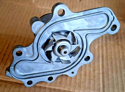 MAZDA 626 GE MX6 323 ASTINA BA EUNOS 30X 500 V6 WATER PUMP UNIT HOUSING GENUINE