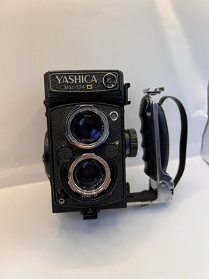 Yashica Mat-124G 6x6 Medium Format TLR Film Camera Clean Working BinR4