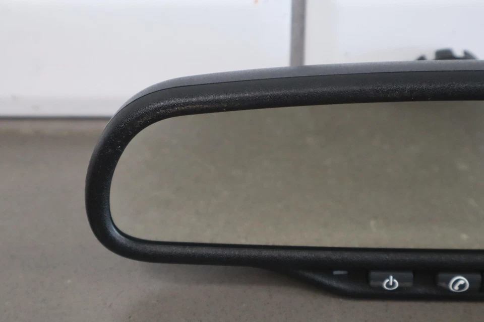 2002 GMC Sierra 2500HD OEM Interior Rear View Mirror Auto Dimming - Image 2 of 4
