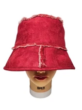 Betmar New York Hat Womens Sherpa Fuzzy Soft Bucket Cap Red Hat Society Size 7 ½