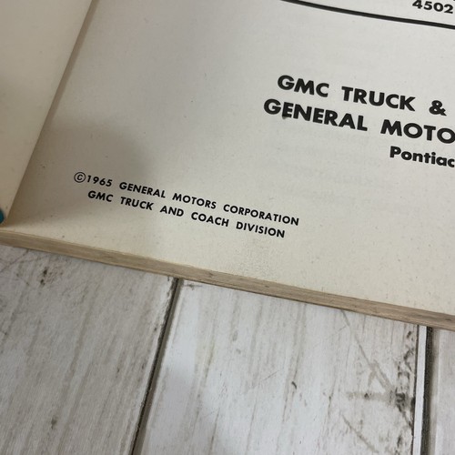 GMC Coaches Repair Maintenance Manual Supplement Service Manual Book 1965 - Picture 4 of 9