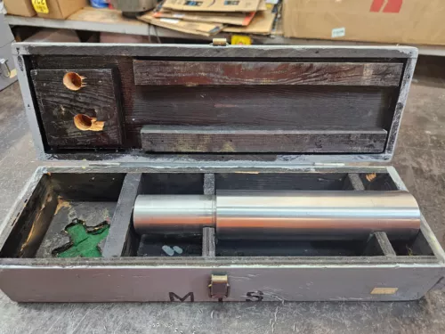 Kearny & Trecker K&T MMII Test Bar Arbor 2004 Calibration in Wooden Box #1