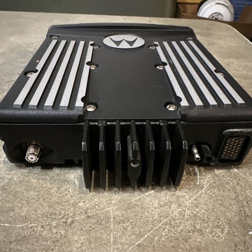 Motorola XTL2500 Mobile Radio Base Only M21URM9PW2AN 700/800 MHz NICE CLEAN UNIT - Picture 7 of 11