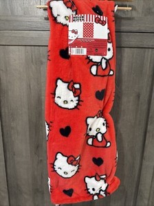 New Hello Kitty Cute Hearts 50" x 70" Red Faux Fine Fur Throw Blanket With Tag