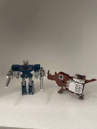 Transform G1 Autobots cassettes Ramhorn Eject reissue brand new MISB - Picture 4 of 12