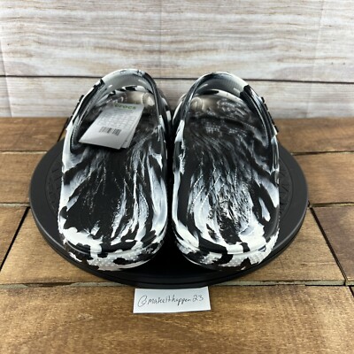 Crocs Classic Marbled Sandals Black White 207701-103 Men  display picture 2