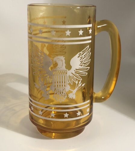 Tasse à bière en verre ambré. Patriotioc. Présidentiel Eagle Stars rayures vintage. - Photo 1/11