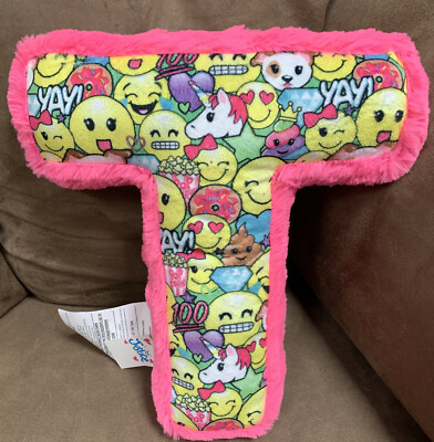 JUSTICE PILLOW 13  INITIAL  T  PINK PLUSH EMOJIS SUPER CUTE!!