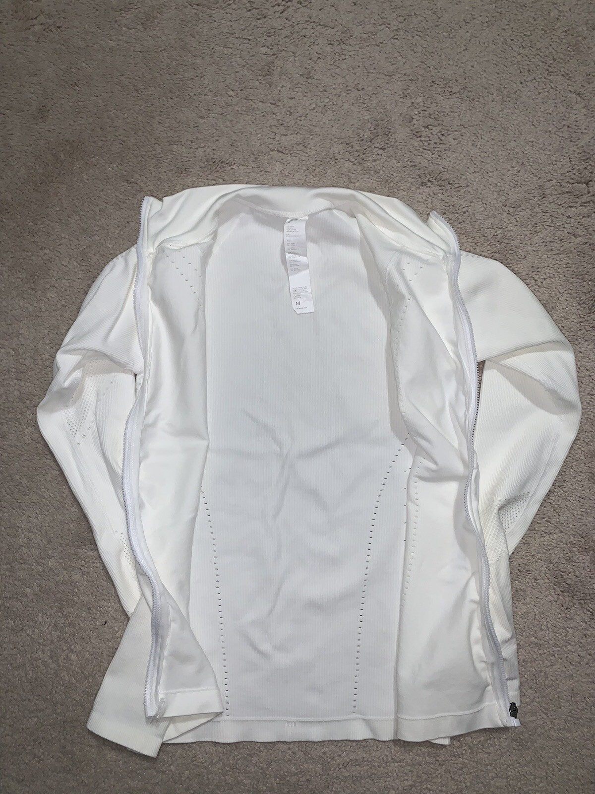 fabletics women’s jacket (medium) - image 4