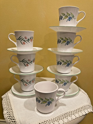Corelle Sun Garden/My Garden 8 Teacups & 7 Saucers