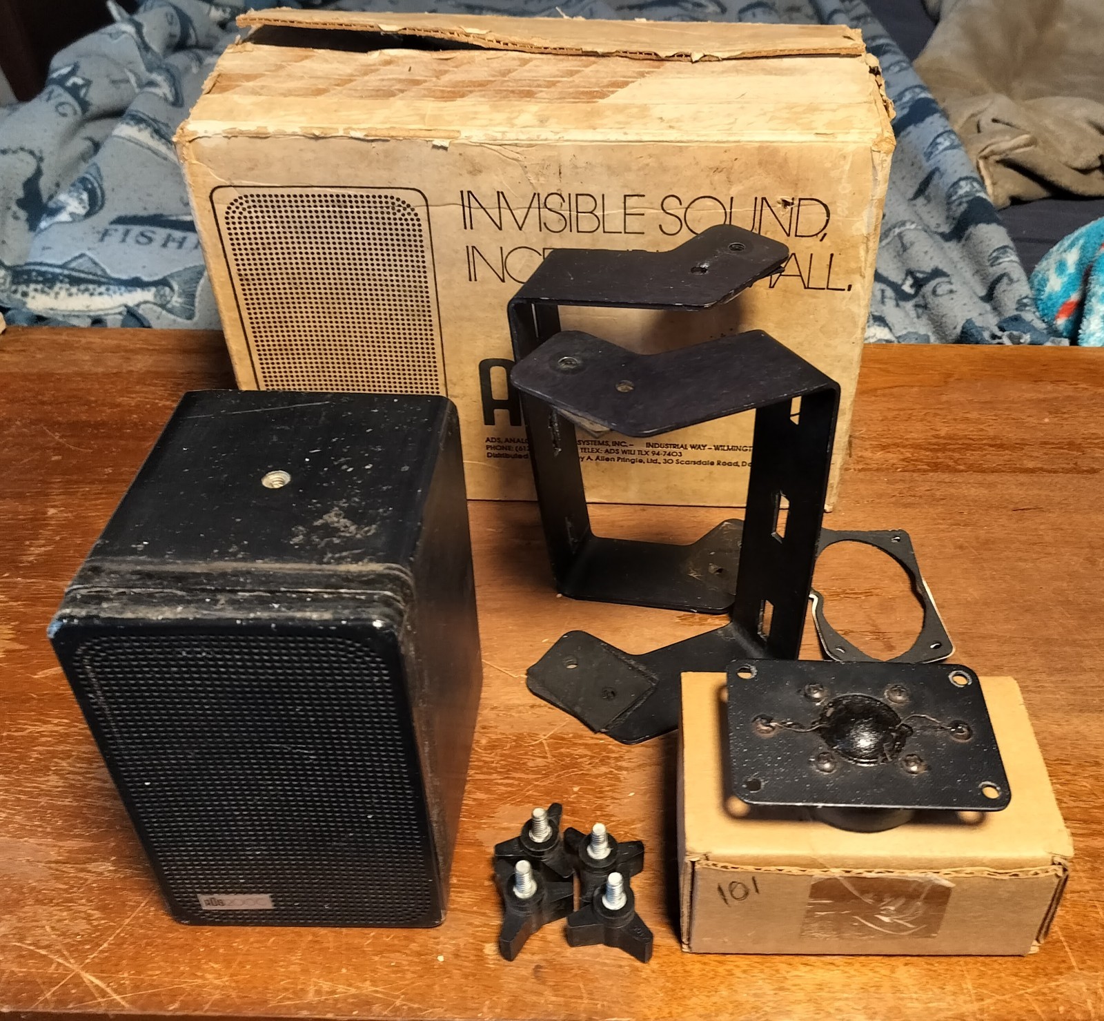 ADS VINTAGE L200C SPEAKER (WORKING) W/ORIGINAL TWEETER (NOT WORKING) & BRACKETS!