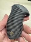 Taurus Revolver Grips — photo 5