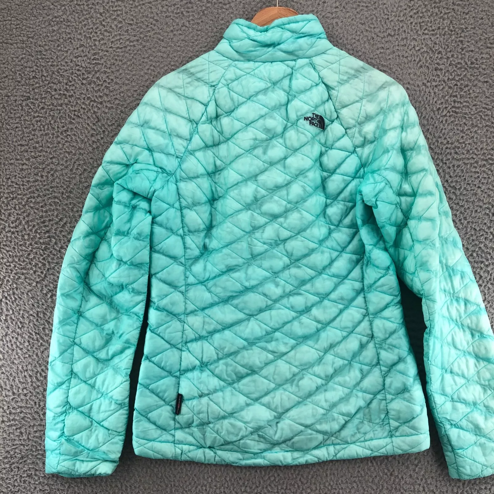 north-face thermoball full zip puffer lightweight jacket