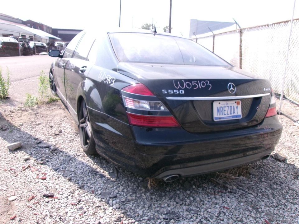 Cilindro maestro de freno usado se adapta a: Mercedes-benz Mercedes clase s 216 2008 tipo CL Foto 3 de 4