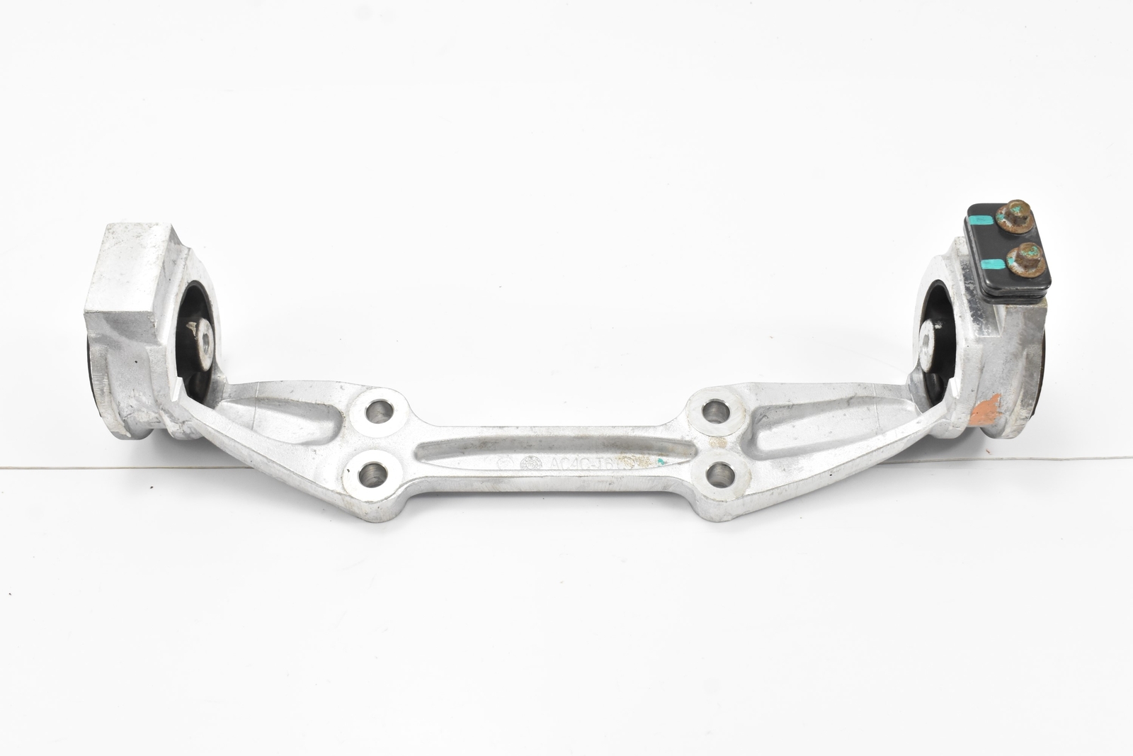 Supporto Differenziale posteriore NA5F38730 FIAT 124 SPIDER 1.4T