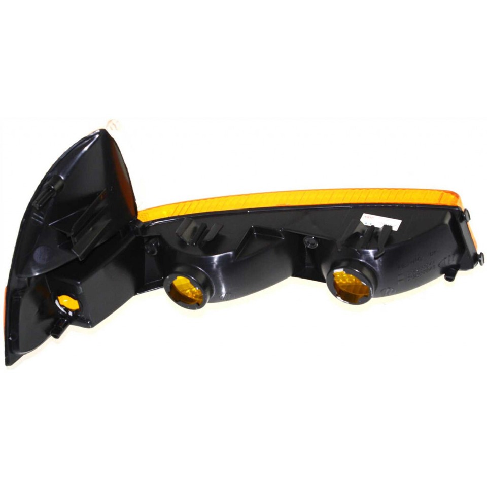 Fits Dodge Durango Turn Signal/Parking Light 19982003 Passenger Side