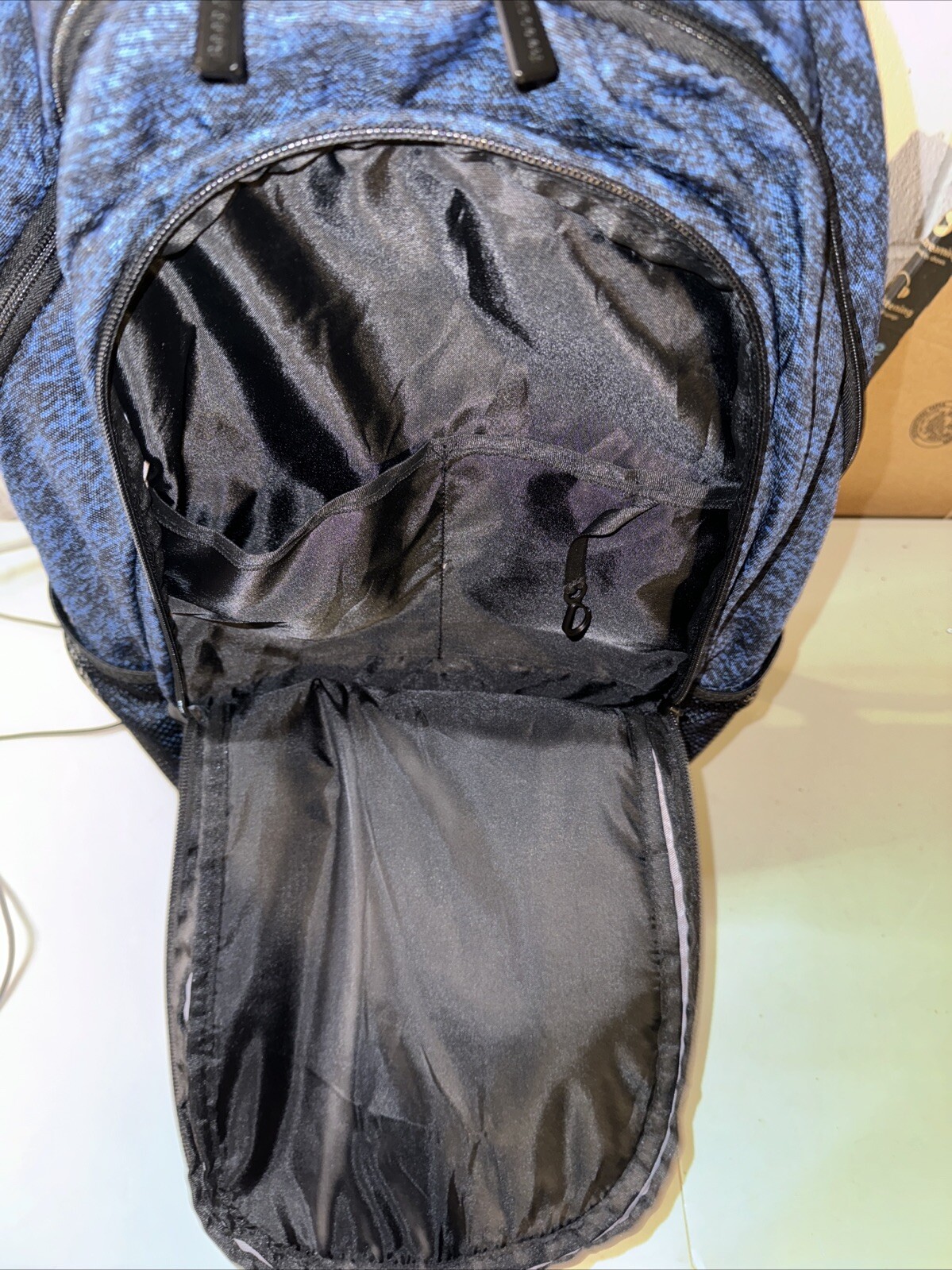 reebok backpack - image 4