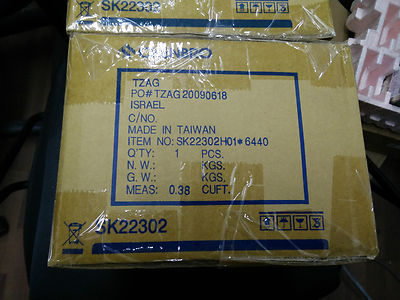 CHENBRO SK22302H01 2 to 3 HOT SWAP U320 SCSI 3.5'' HDD Enclosure - NEW in Box!