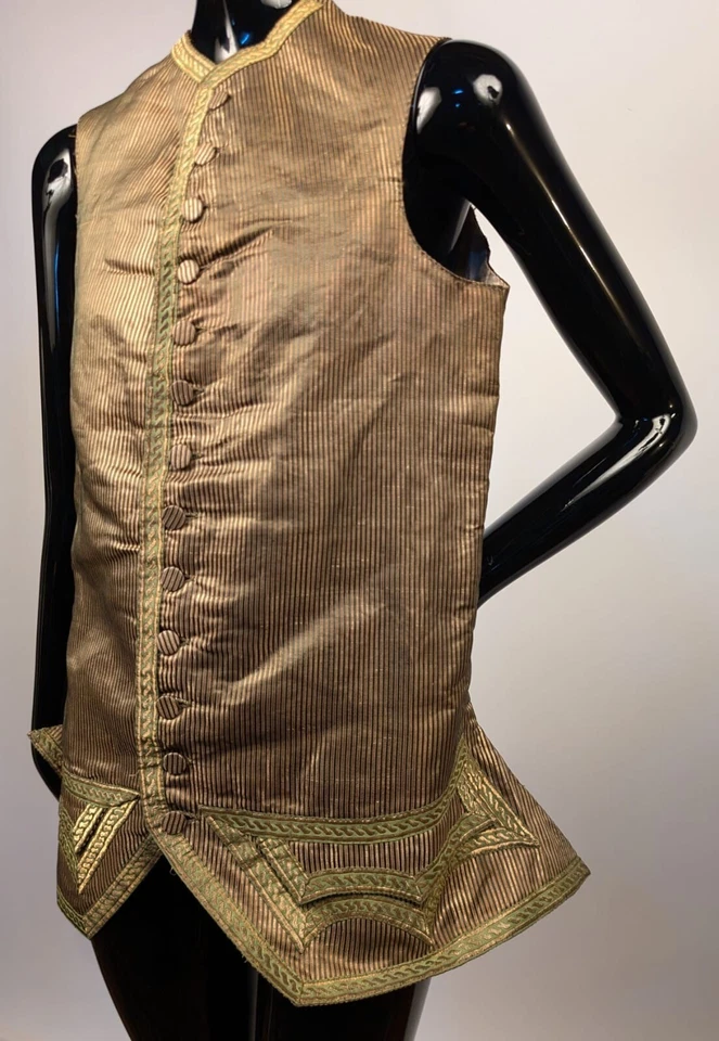 MUSEUM QUALITY 18TH C 1790’S GOLD BULLION WAISTCOAT W GOLD PINSTRIPE DETAIL - Image 3 of 4