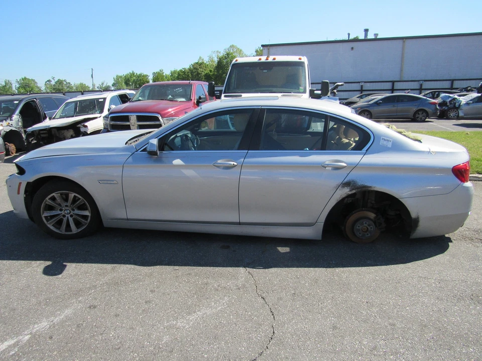 BMW 528I 2014 tapa central 17" OEM 36136768640 Foto 4 de 4