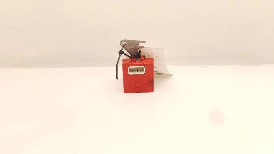 95 96 97 LEXUS LS400 ELECTRICAL RELAY TAIL LIGHT FAILURE - Image 3 of 4