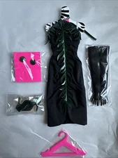 Integrity Toys MUSIC MEDLEY FASHIONS Jem & Holograms MISFITS AWARD NIGHT OUTFIT