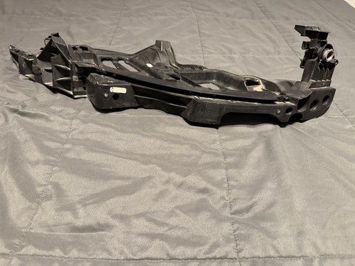 VW Volkswagen Passengers Side Right Front Head Lamp Head Light Bracket Guide OEM