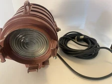 Mole Richardson Fresnel Type 3081 1000W  6" Redhead Light Used Tested Working 2