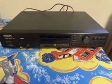 PHILLIPS CDR880 Audio Compact Disc Recorder CD/CDR