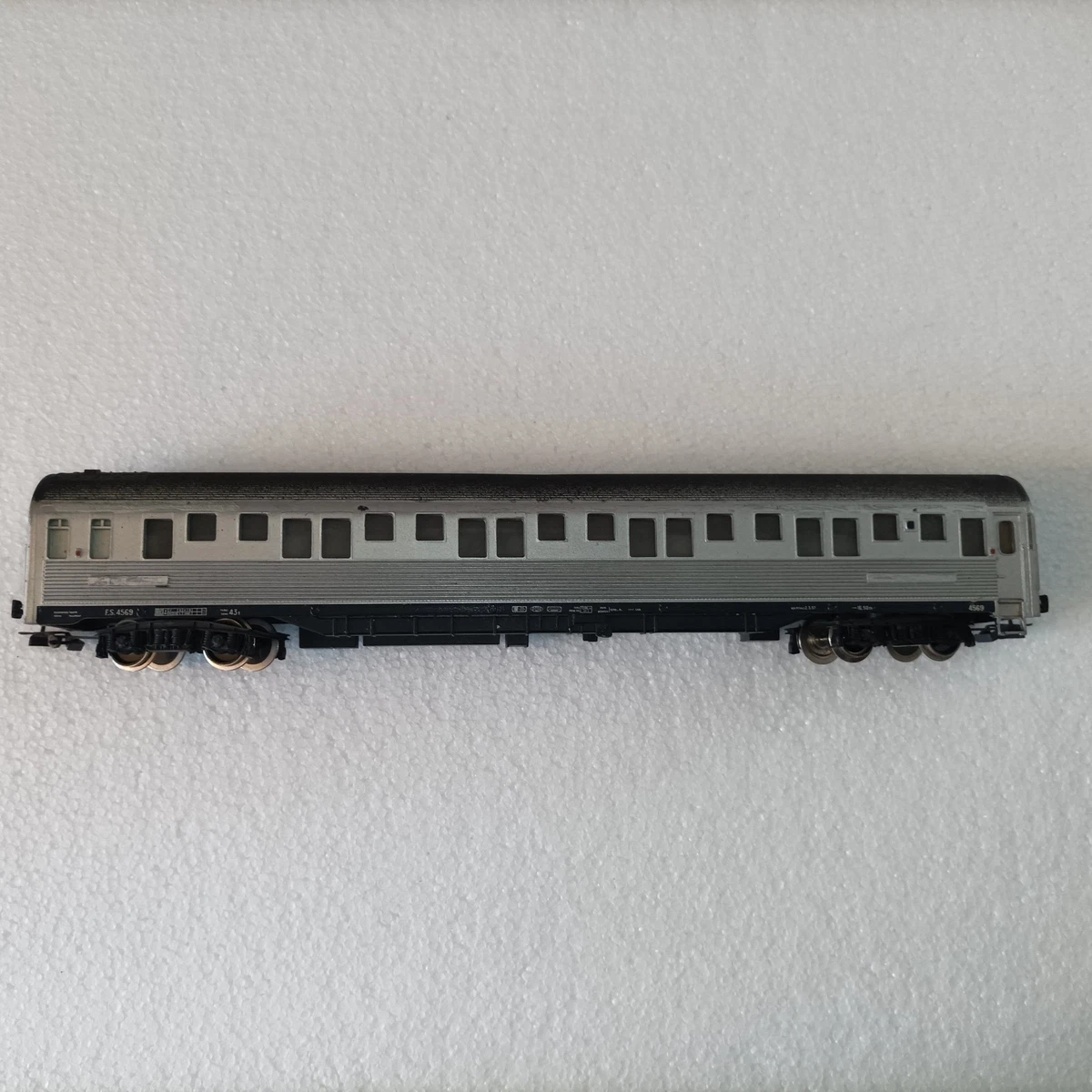 Coffret de 3 wagons frigorifiques 2 essieux - Rivarossi