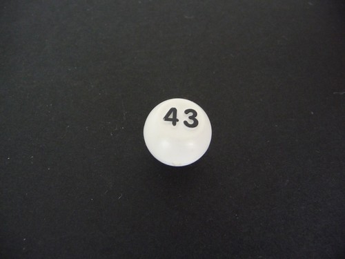 Spare Parts - CHAD VALLEY BINGO WHITE NUMBERED BALLS (No 1 to 45) - 0.5"/ 12.5mm - Picture 41 of 43