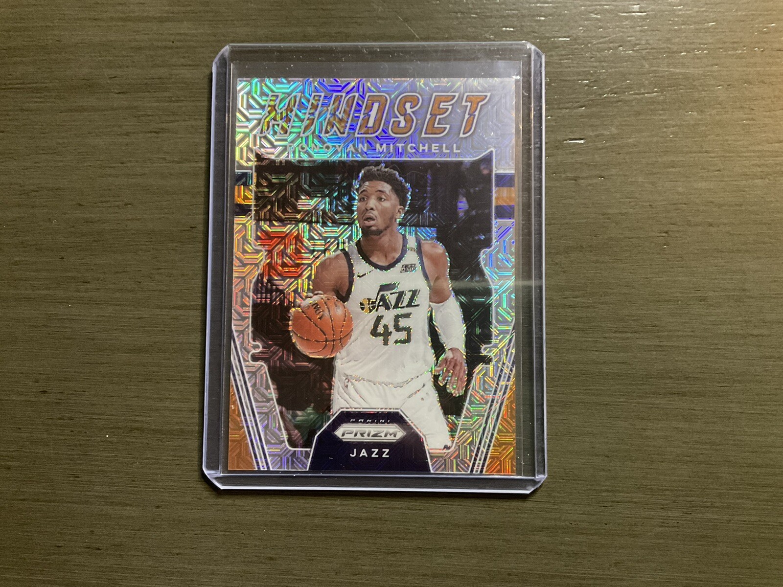 DONOVAN MITCHELL 2021-22 PANINI PRIZM MOJO CASE HIT CAVS MINDSET PARALLEL /25