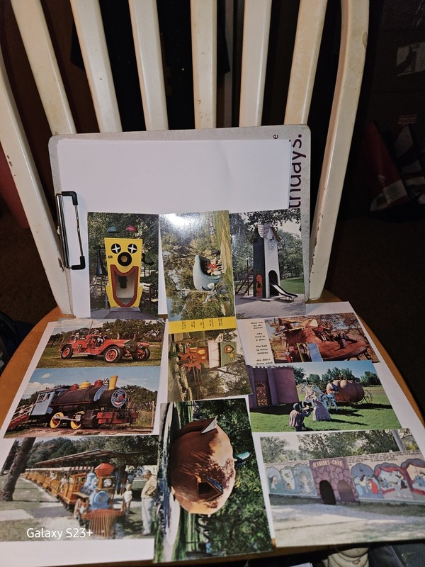 VTG  Rare Huge Lot of Postcards from South Dakota Read Description Theme Park's 