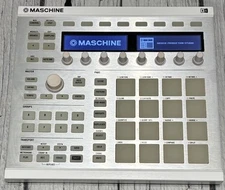 Native Instruments MASCHINE MK2 Groove Production Studio 16-Pad Sequencer White