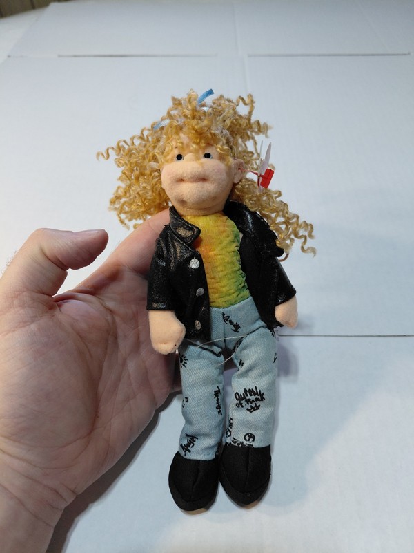 Ty Beanie Boppers Paula Plappertasche Doll Black Jacket Blue Pants 2002