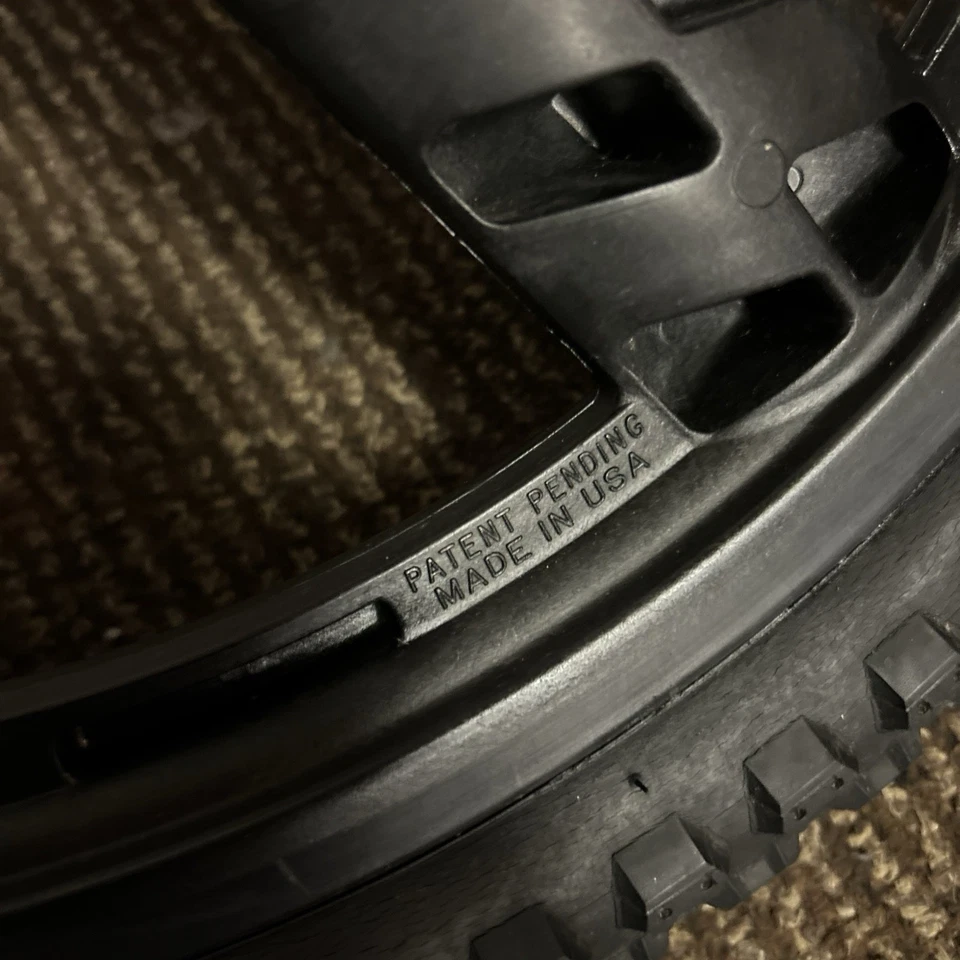 20 英寸 MAG WHEELS ACS Stealth 复古 BMX 轮辋套装全新状况 — 第 4/4 张图片