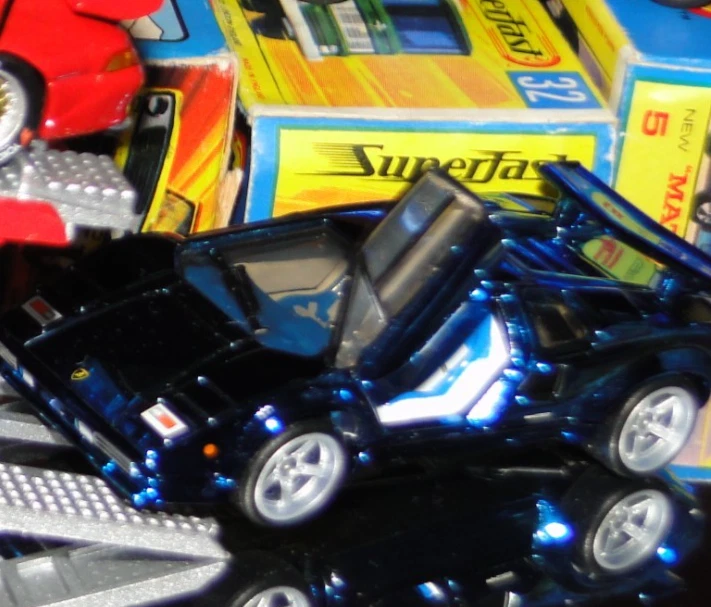 Elite 64 RLC Auto Hauler Volvo with full rig of RLC Cars of past - Image 3 of 4