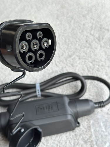 Genuine Toyota 7m Type 2 EV Hybrid Charging Cable 6M WARRANTY RAV4 C-HR bZ4X - Picture 4 of 6