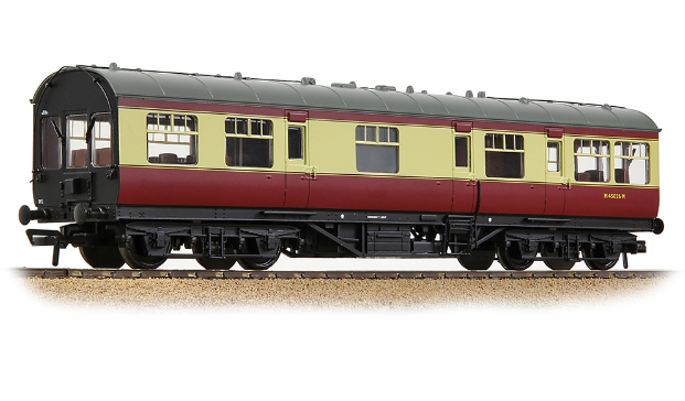 Bachmann OO 39-781 - LMS 50ft Inspection Saloon BR Crimson & Cream