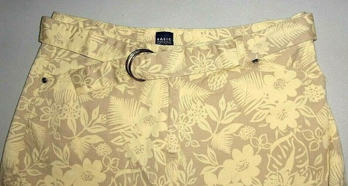 Ladies 12 Pretty Yellow Gold Beige Floral Capri Crop Stretch Pants Flawless EC - Picture 3 of 8